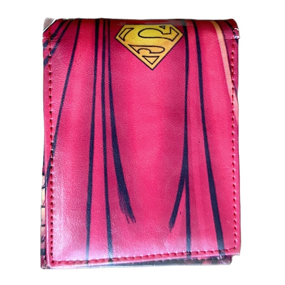 Superman Bi-Fold Wallet - Official DC Comics - Picture 2 of 9